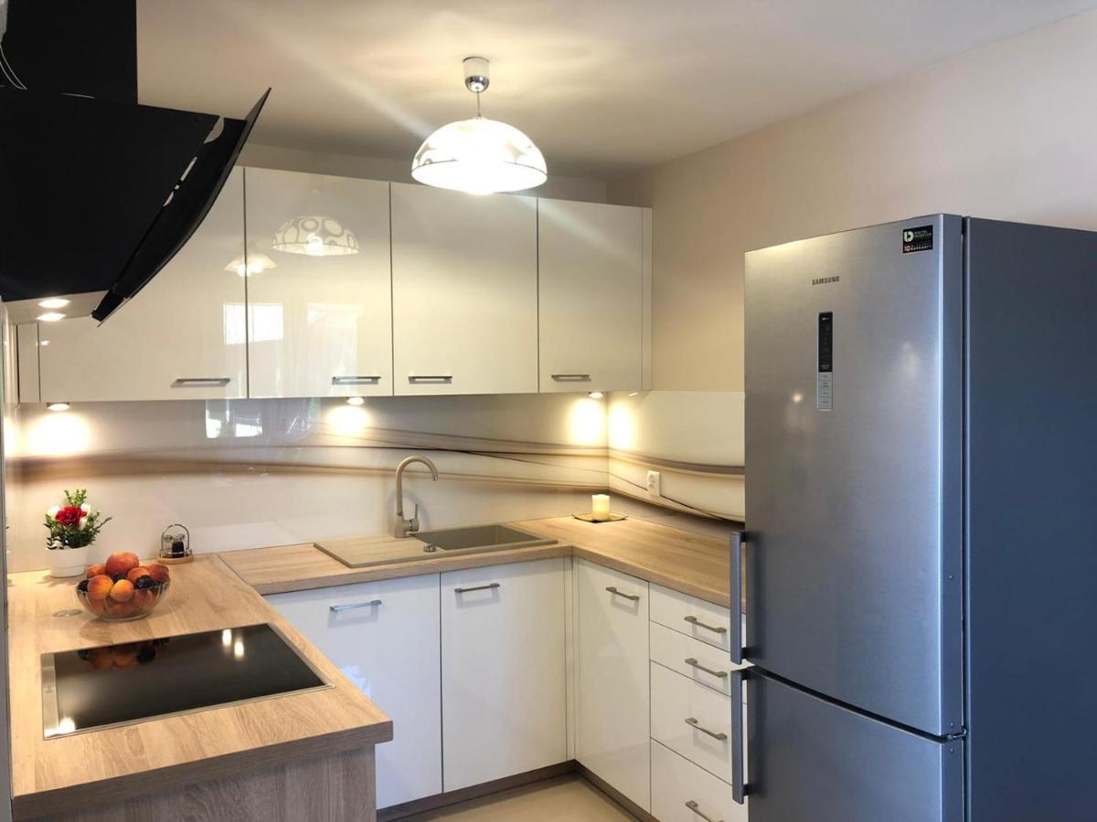Apartamenty U Maksa Krzywcza Exteriör bild