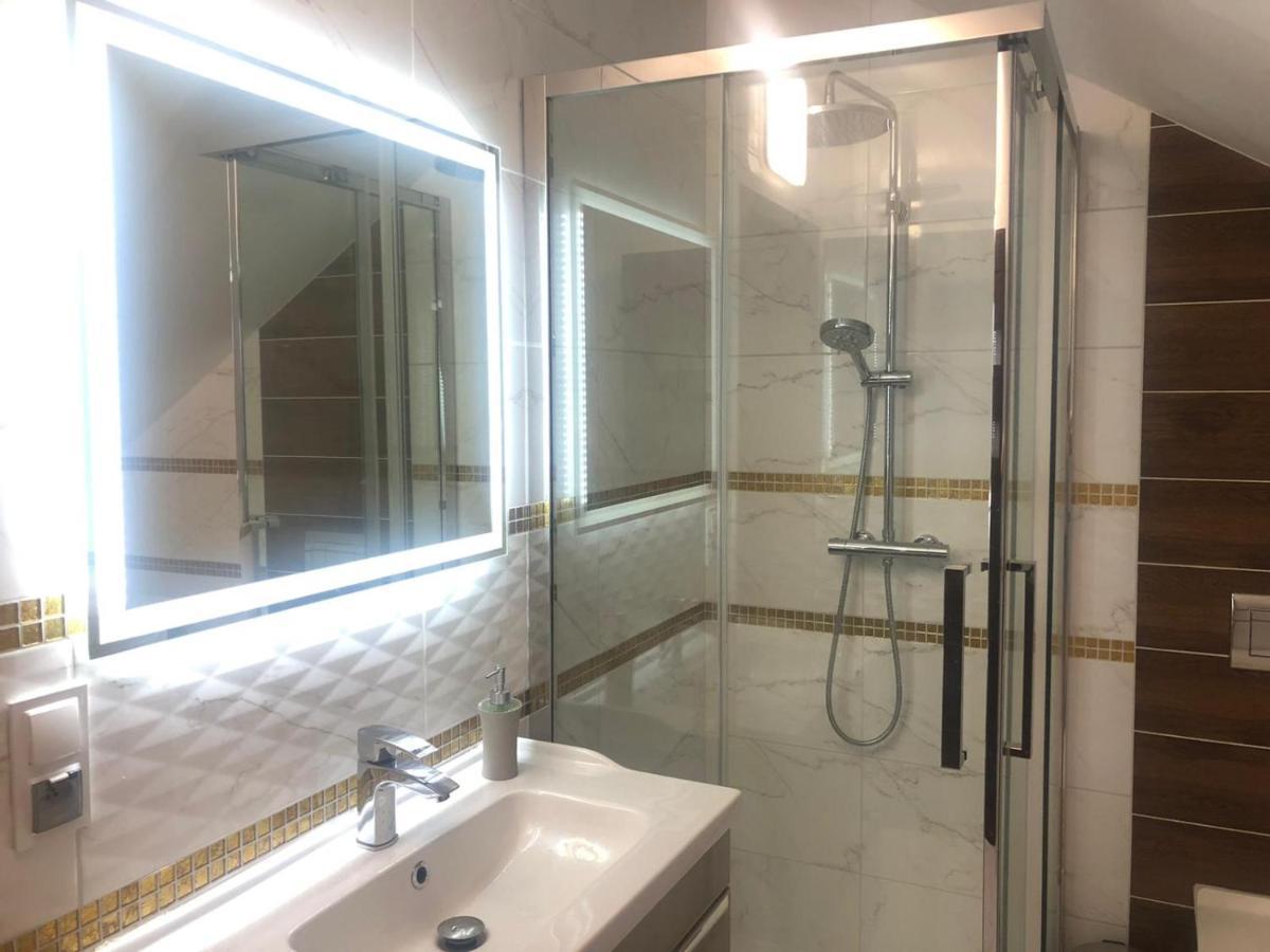 Apartamenty U Maksa Krzywcza Exteriör bild
