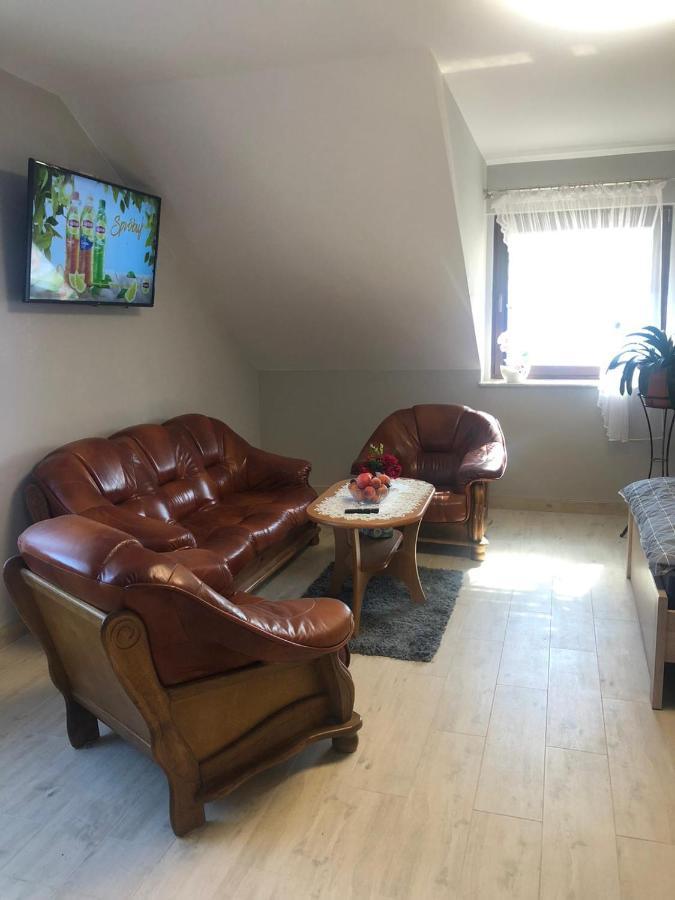 Apartamenty U Maksa Krzywcza Exteriör bild