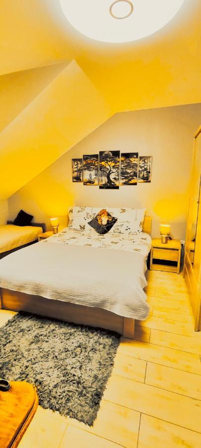 Apartamenty U Maksa Krzywcza Exteriör bild