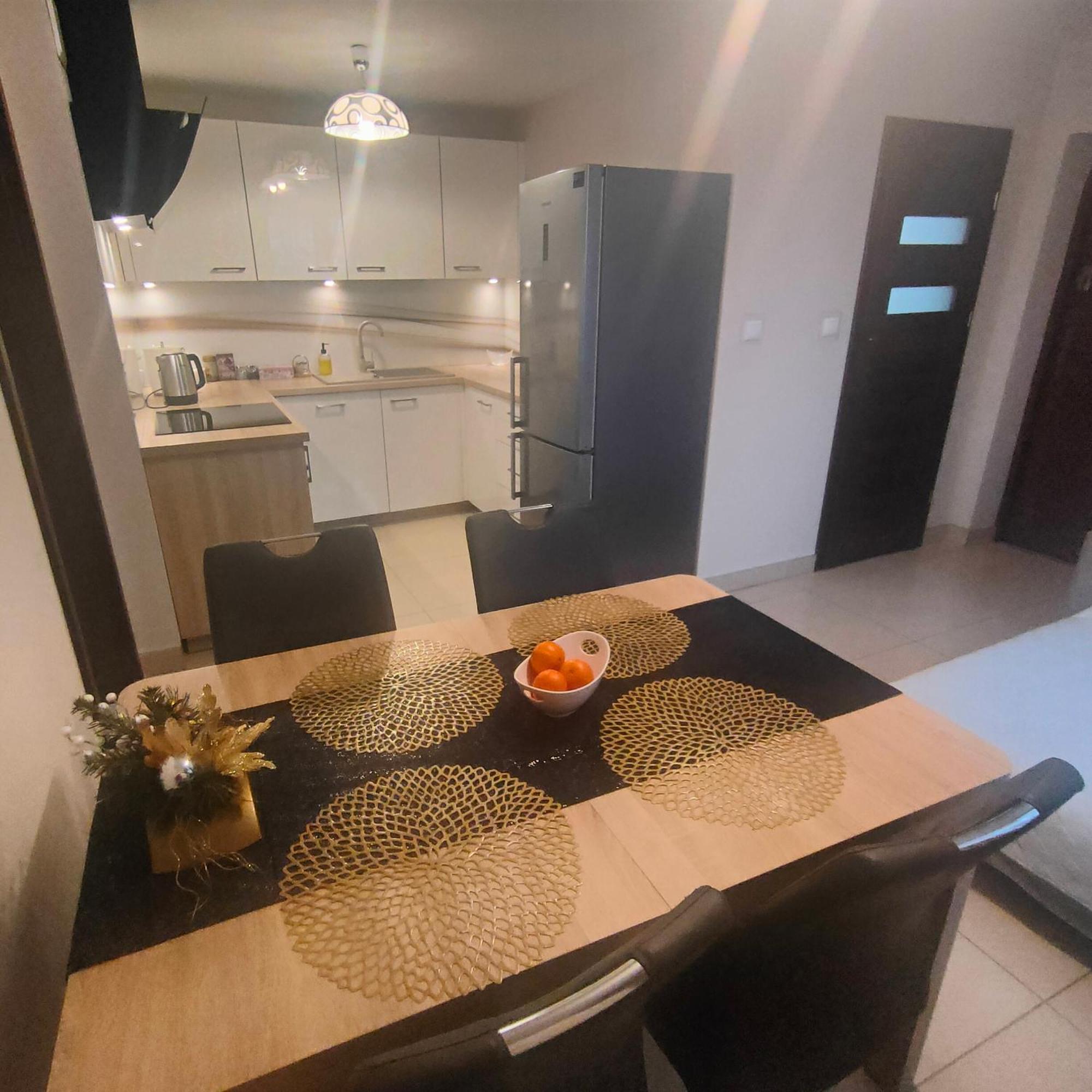 Apartamenty U Maksa Krzywcza Exteriör bild